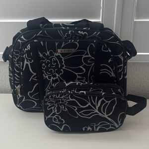 Tag Black and White Floral Travel Bag Set